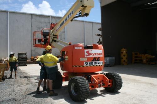 Licence to operate a elevating work platform (boom lift) over 11m.
